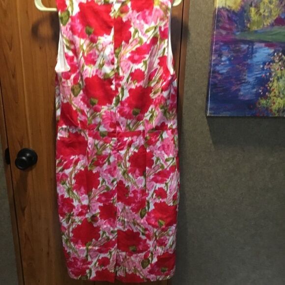 NWOT. INC Intern’l Concepts Brand Women’s Red and Pink Floral Print Dress 10 - Picture 8 of 10